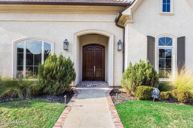 703 N Michot Road, Lafayette, LA 70508