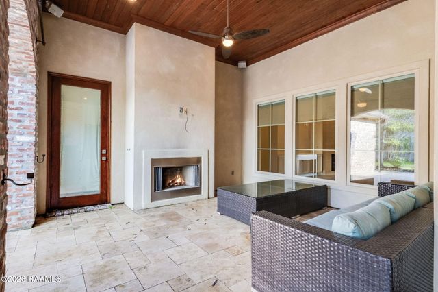 703 N Michot Road, Lafayette, LA 70508