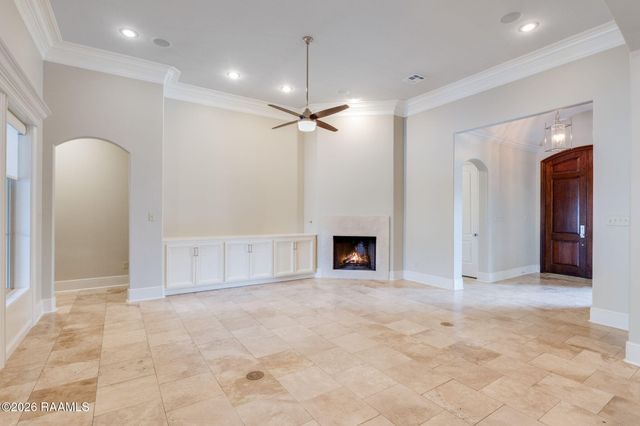 703 N Michot Road, Lafayette, LA 70508