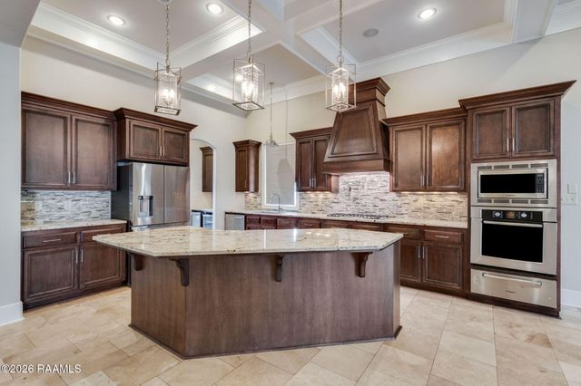 703 N Michot Road, Lafayette, LA 70508