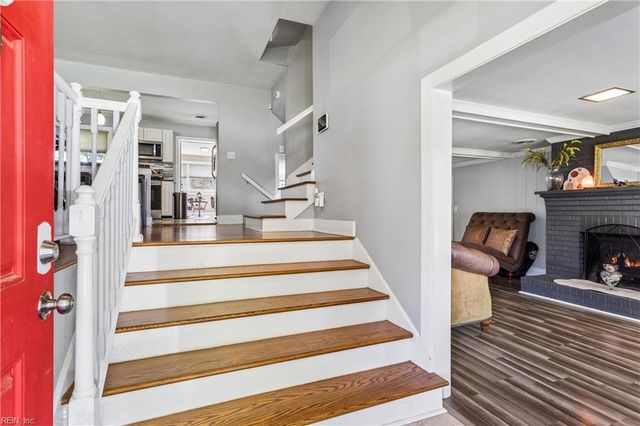 33 Green CT, Newport News, VA 23601