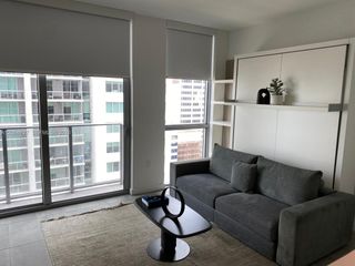 227 NE 2nd St 1910, Miami, FL 33132