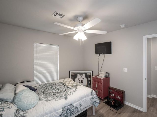 424 Blue Spruce Drive, Oklahoma City, OK 73130