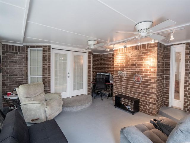 424 Blue Spruce Drive, Oklahoma City, OK 73130