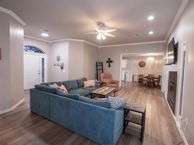 424 Blue Spruce Drive, Oklahoma City, OK 73130