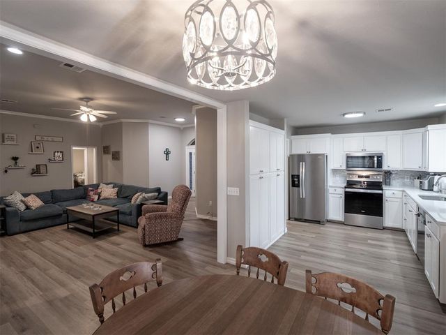 424 Blue Spruce Drive, Oklahoma City, OK 73130