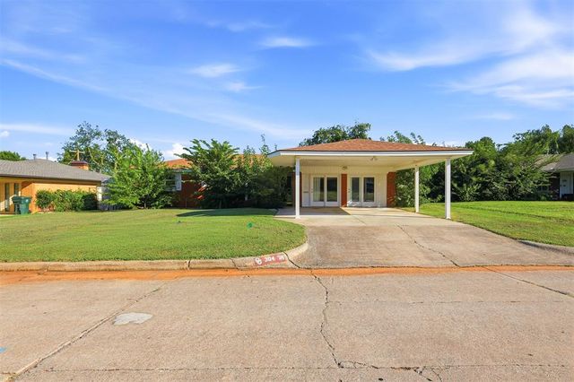 304 Country Club Terrace, Midwest City, OK 73110