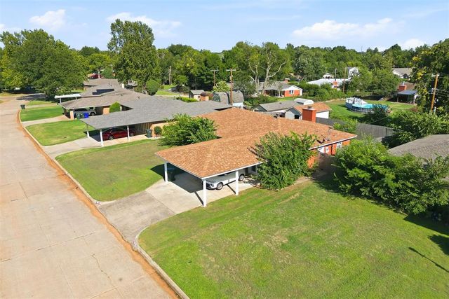 304 Country Club Terrace, Midwest City, OK 73110