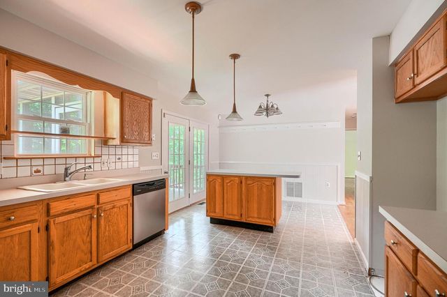 1002 MIDVALE AVE, Mount Airy, MD 21771