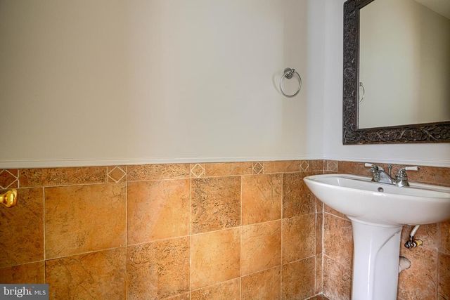 1002 MIDVALE AVE, Mount Airy, MD 21771