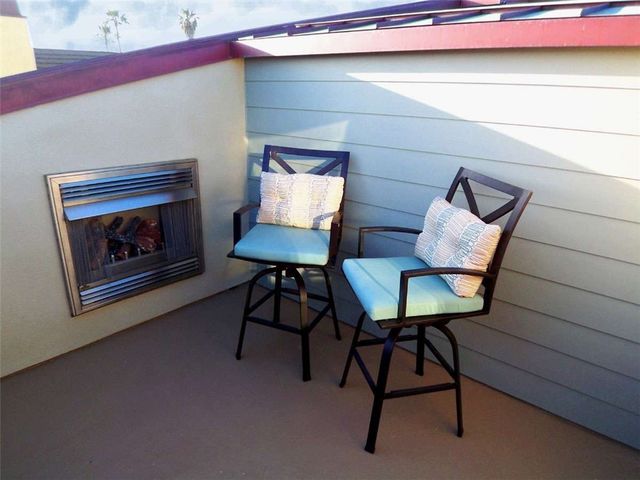 1826 W Balboa Boulevard A, Newport Beach, CA 92663