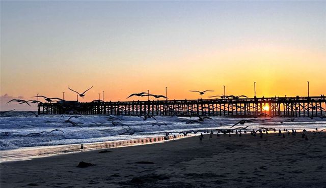 1826 W Balboa Boulevard A, Newport Beach, CA 92663