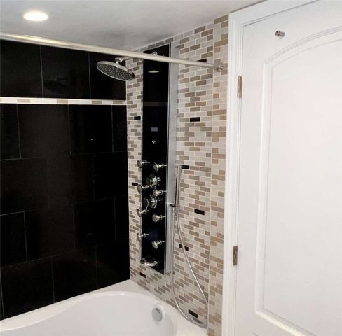 1826 W Balboa Boulevard A, Newport Beach, CA 92663