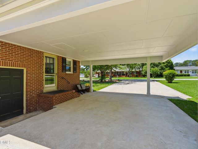 808 N Church Street, Zebulon, NC 27597