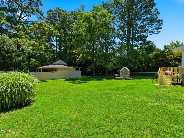 808 N Church Street, Zebulon, NC 27597