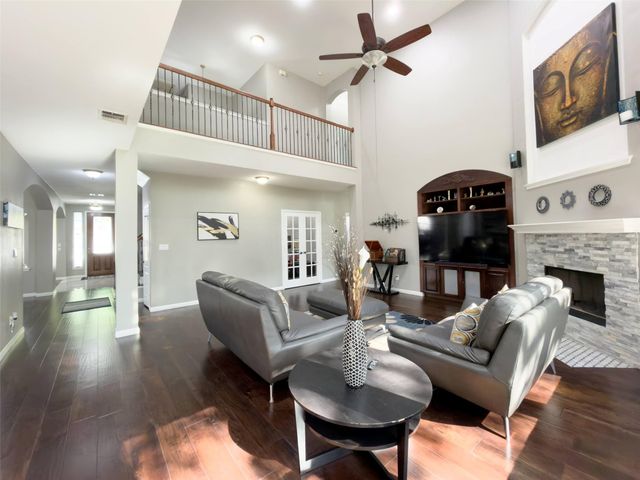 10012 Royal New Kent DR, Austin, TX 78717