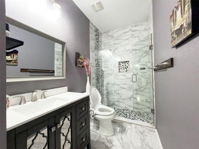 10012 Royal New Kent DR, Austin, TX 78717