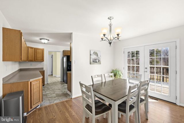 25 OLD FARM RD, Fredericksburg, VA 22406