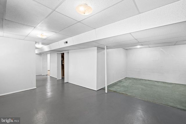 25 OLD FARM RD, Fredericksburg, VA 22406