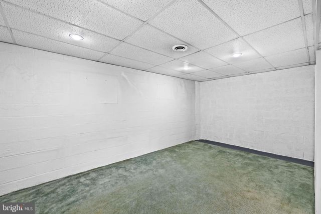 25 OLD FARM RD, Fredericksburg, VA 22406