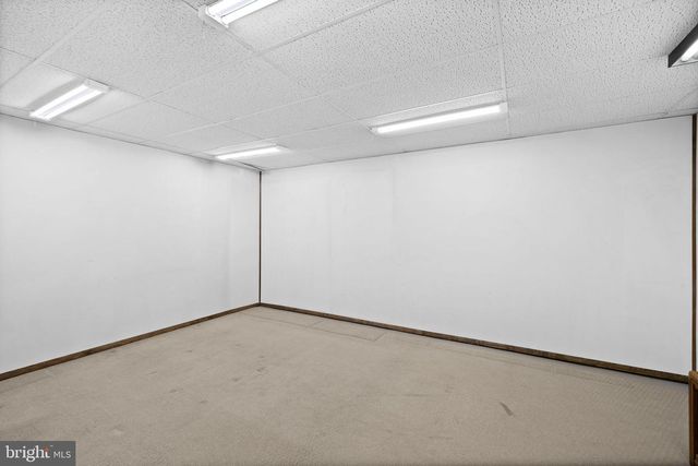 25 OLD FARM RD, Fredericksburg, VA 22406