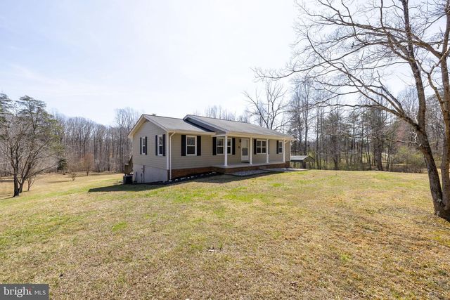25 OLD FARM RD, Fredericksburg, VA 22406