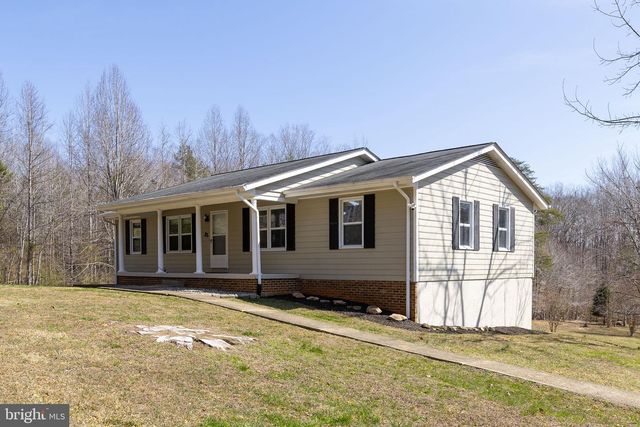 25 OLD FARM RD, Fredericksburg, VA 22406