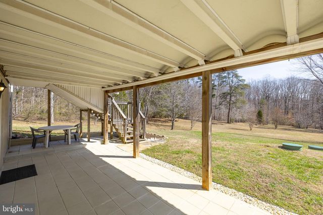 25 OLD FARM RD, Fredericksburg, VA 22406