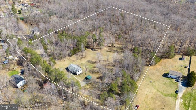 25 OLD FARM RD, Fredericksburg, VA 22406