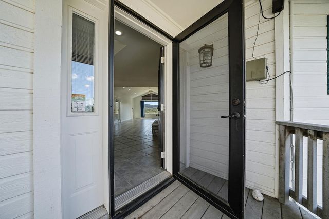 100 Dakota Dr, Valley Springs, CA 95252