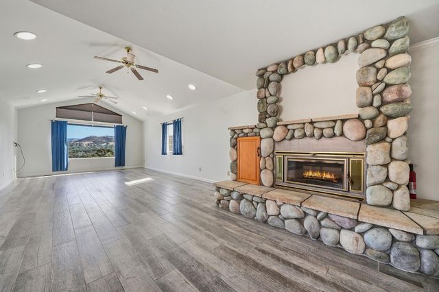 100 Dakota Dr, Valley Springs, CA 95252