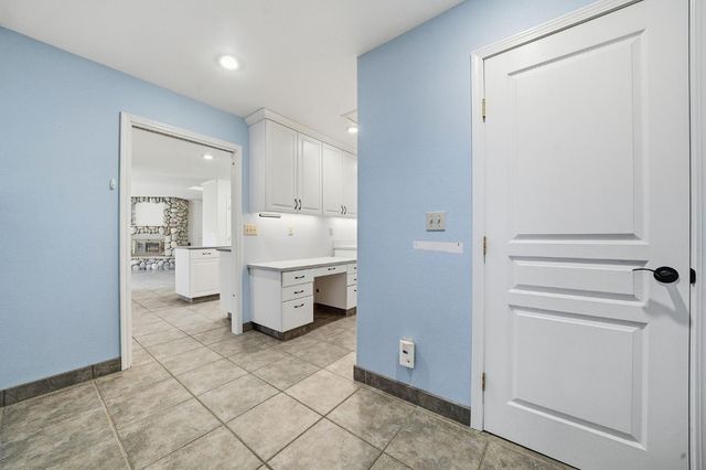 100 Dakota Dr, Valley Springs, CA 95252