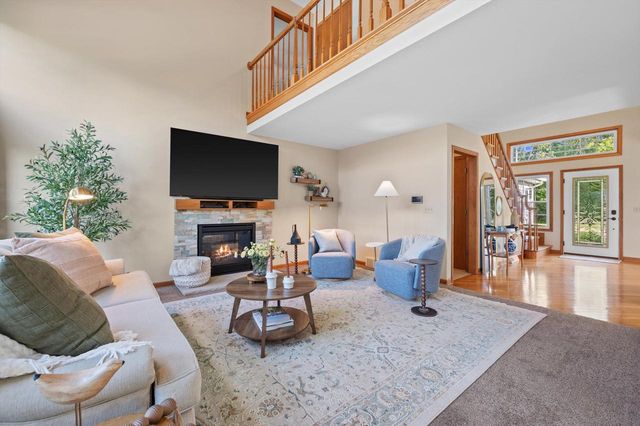 6510 Lincrest DRIVE, Mount Pleasant, WI 53406