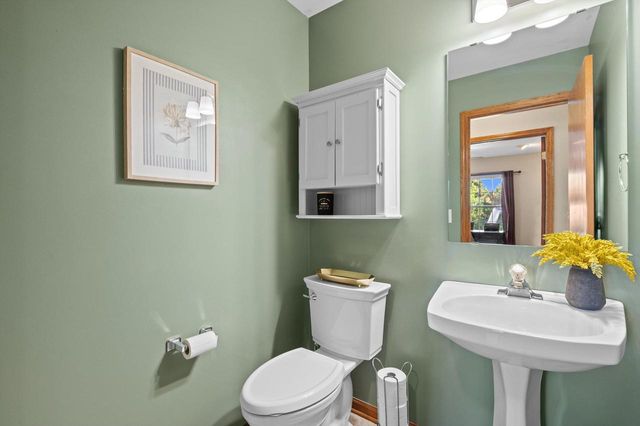 6510 Lincrest DRIVE, Mount Pleasant, WI 53406