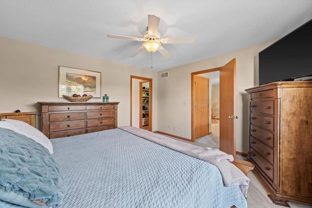 6510 Lincrest DRIVE, Mount Pleasant, WI 53406