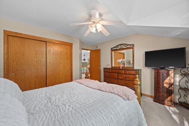 6510 Lincrest DRIVE, Mount Pleasant, WI 53406
