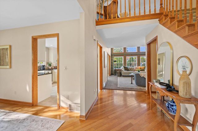 6510 Lincrest DRIVE, Mount Pleasant, WI 53406