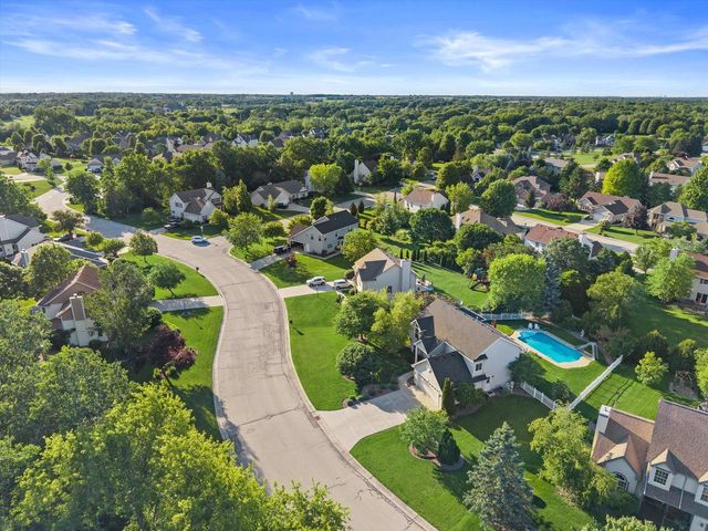 6510 Lincrest DRIVE, Mount Pleasant, WI 53406
