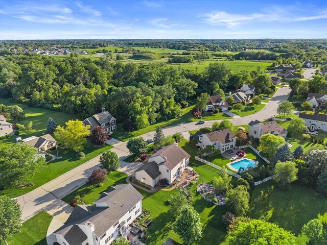 6510 Lincrest DRIVE, Mount Pleasant, WI 53406