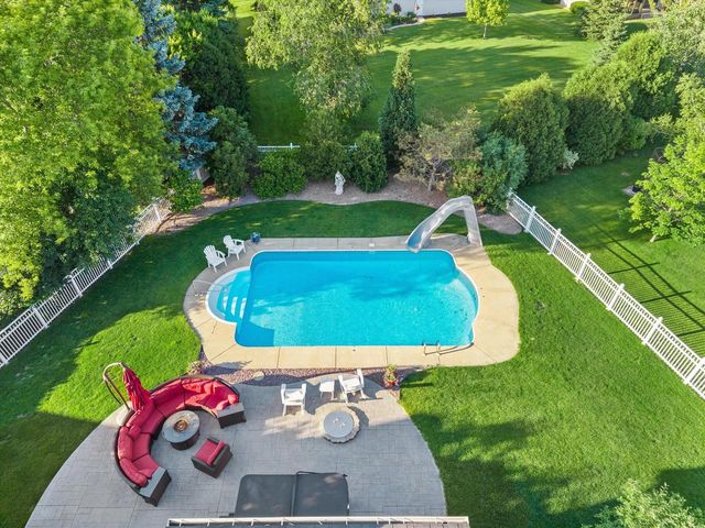 6510 Lincrest DRIVE, Mount Pleasant, WI 53406