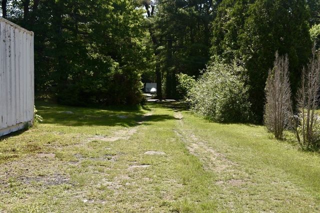 19 South Kingman Street, Lakeville, MA 02347