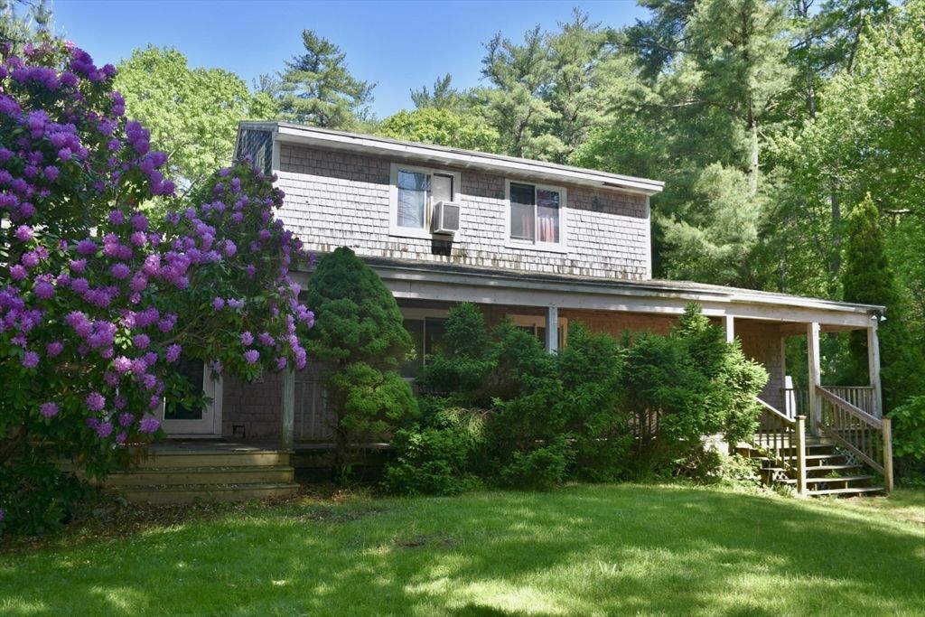 19 South Kingman Street, Lakeville, MA 02347