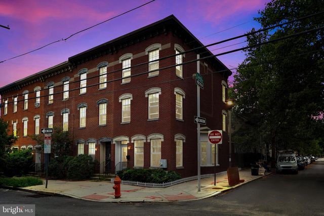 1318 BAINBRIDGE ST, Philadelphia, PA 19147