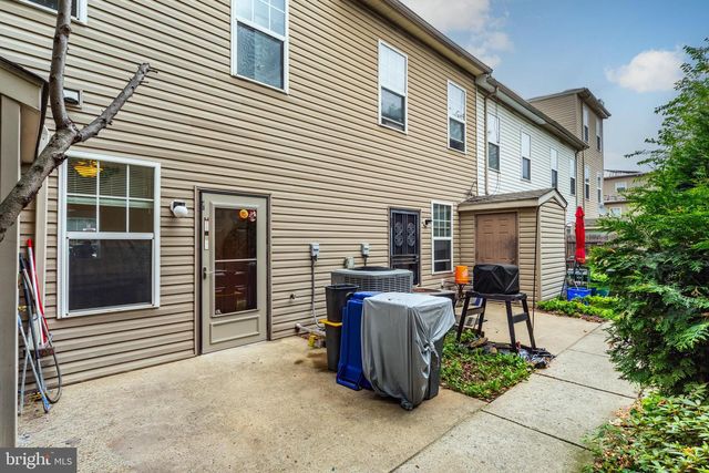 1318 BAINBRIDGE ST, Philadelphia, PA 19147