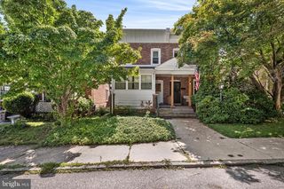 22 E 3RD ST, Media, PA 19063