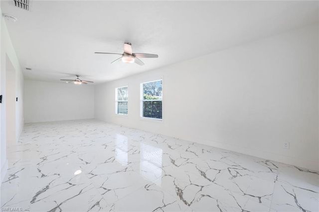 6031 Macbeth LN, Fort Myers, FL 33908