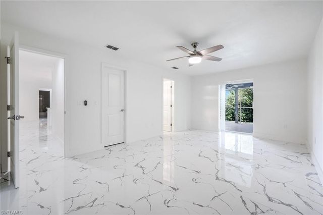 6031 Macbeth LN, Fort Myers, FL 33908