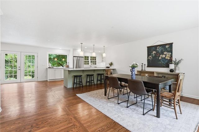 2309 W 104th Street, Leawood, KS 66206
