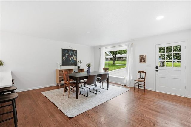 2309 W 104th Street, Leawood, KS 66206