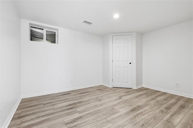 2309 W 104th Street, Leawood, KS 66206